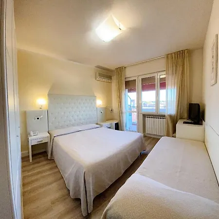 Nuova Sabrina Otel Marina di Pietrasanta