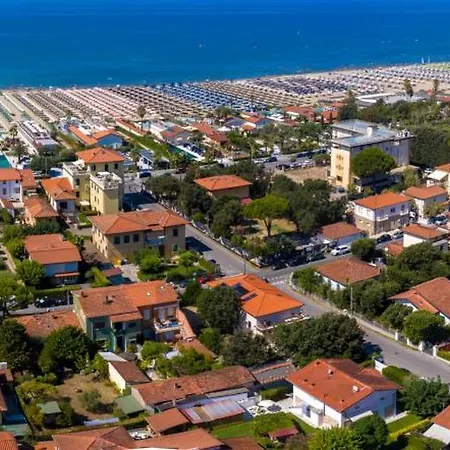 Nuova Sabrina 3* Marina di Pietrasanta