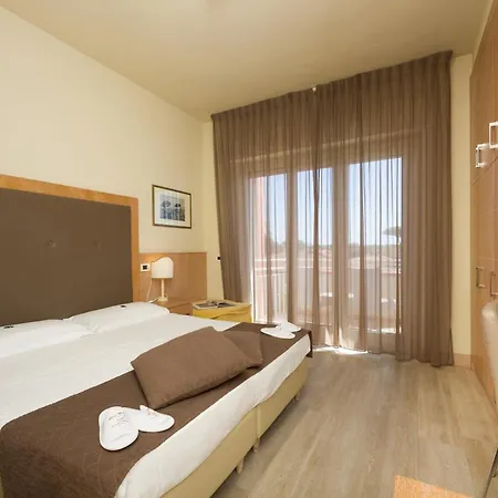 Otel Nuova Sabrina 3*