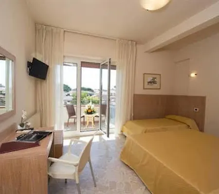 Otel Nuova Sabrina Marina di Pietrasanta