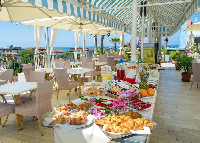 Hotel Nuova Sabrina 3*